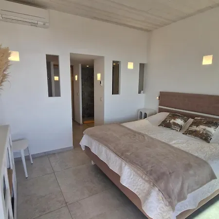 3 Pieces Avec Terrasse Vue Mer, Piscine Et Parking A Sainte-maxime - Fr-1-780-96 La Nartelle