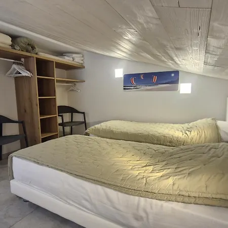 3 Pieces Avec Terrasse Vue Mer, Piscine Et Parking A Sainte-maxime - Fr-1-780-96 Apartman La Nartelle